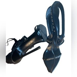 Saint Laurent High Heels